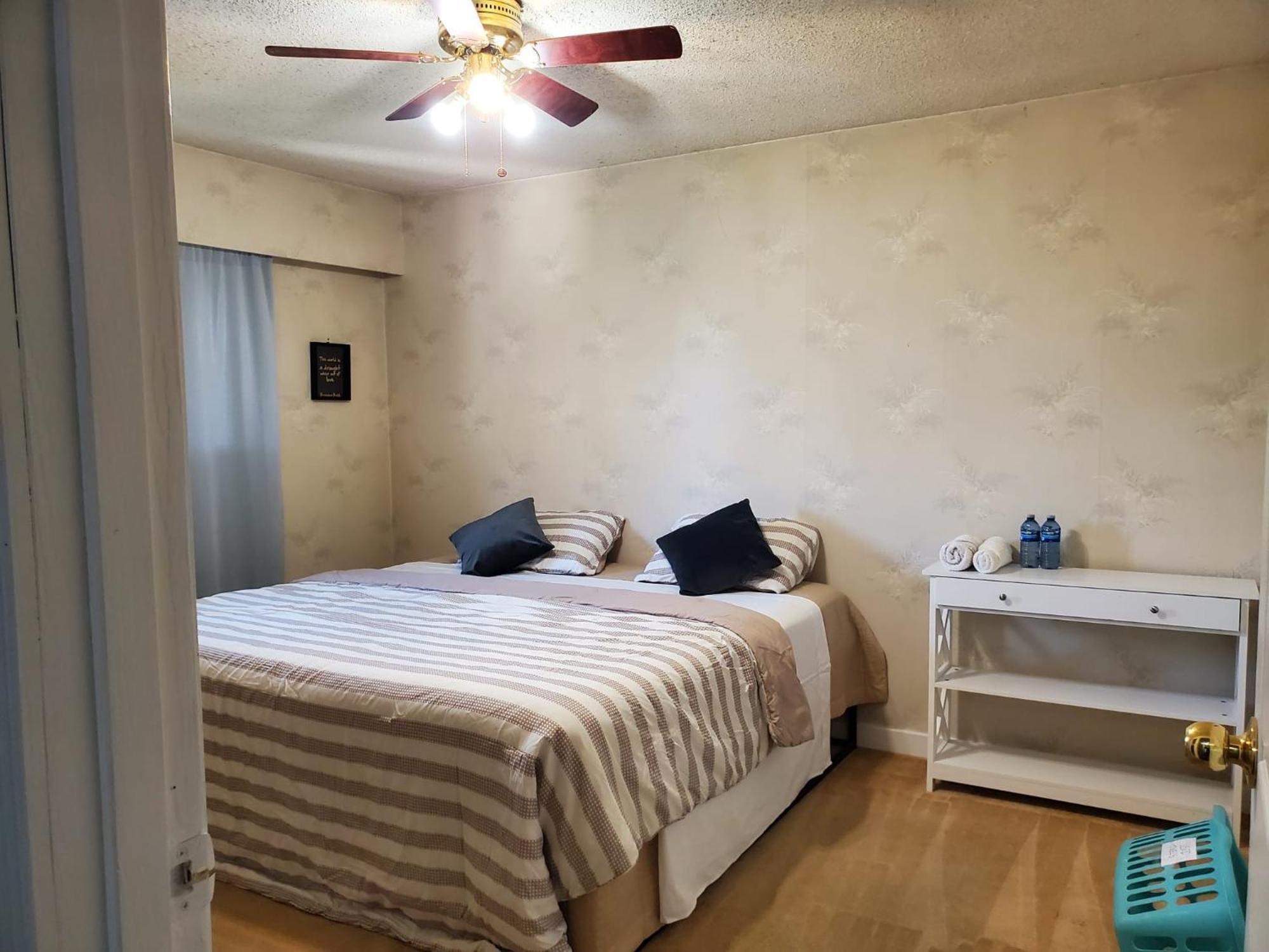 Farhad'S B&B Абботсфорд Экстерьер фото
