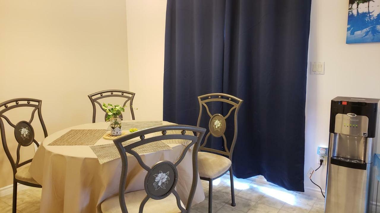 Farhad'S B&B Абботсфорд Экстерьер фото