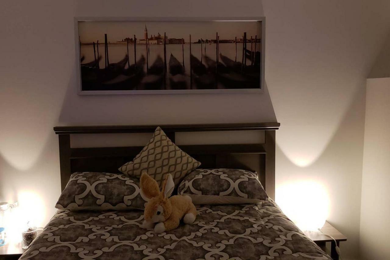 Farhad'S B&B Абботсфорд Экстерьер фото